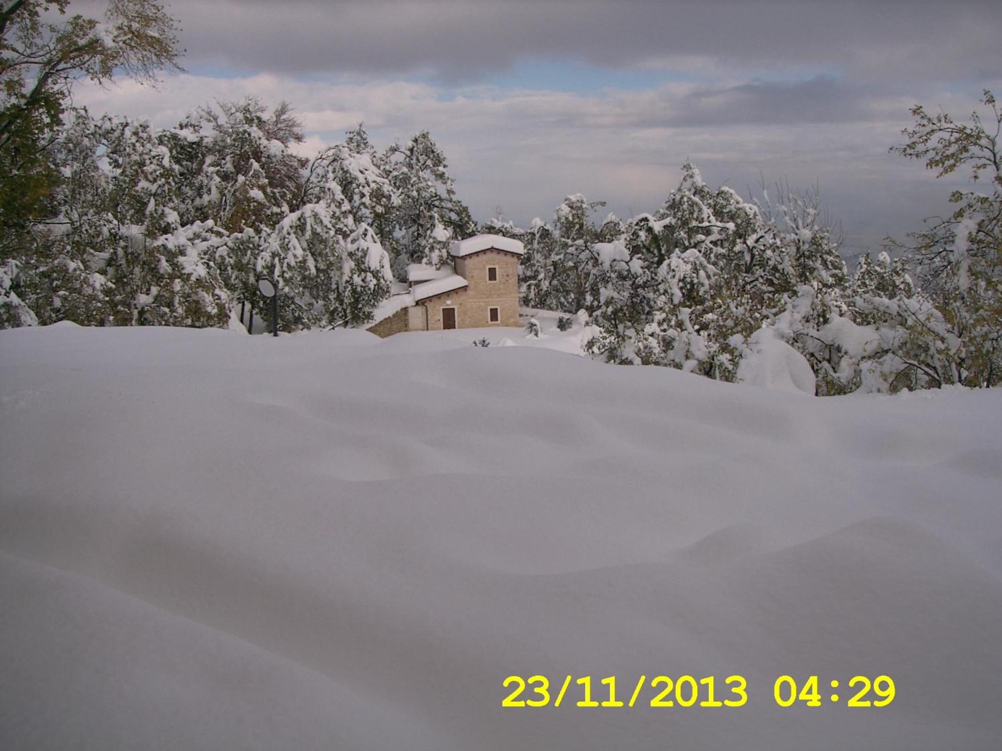 Country House Antiche Dimore Abbateggio Exterior foto