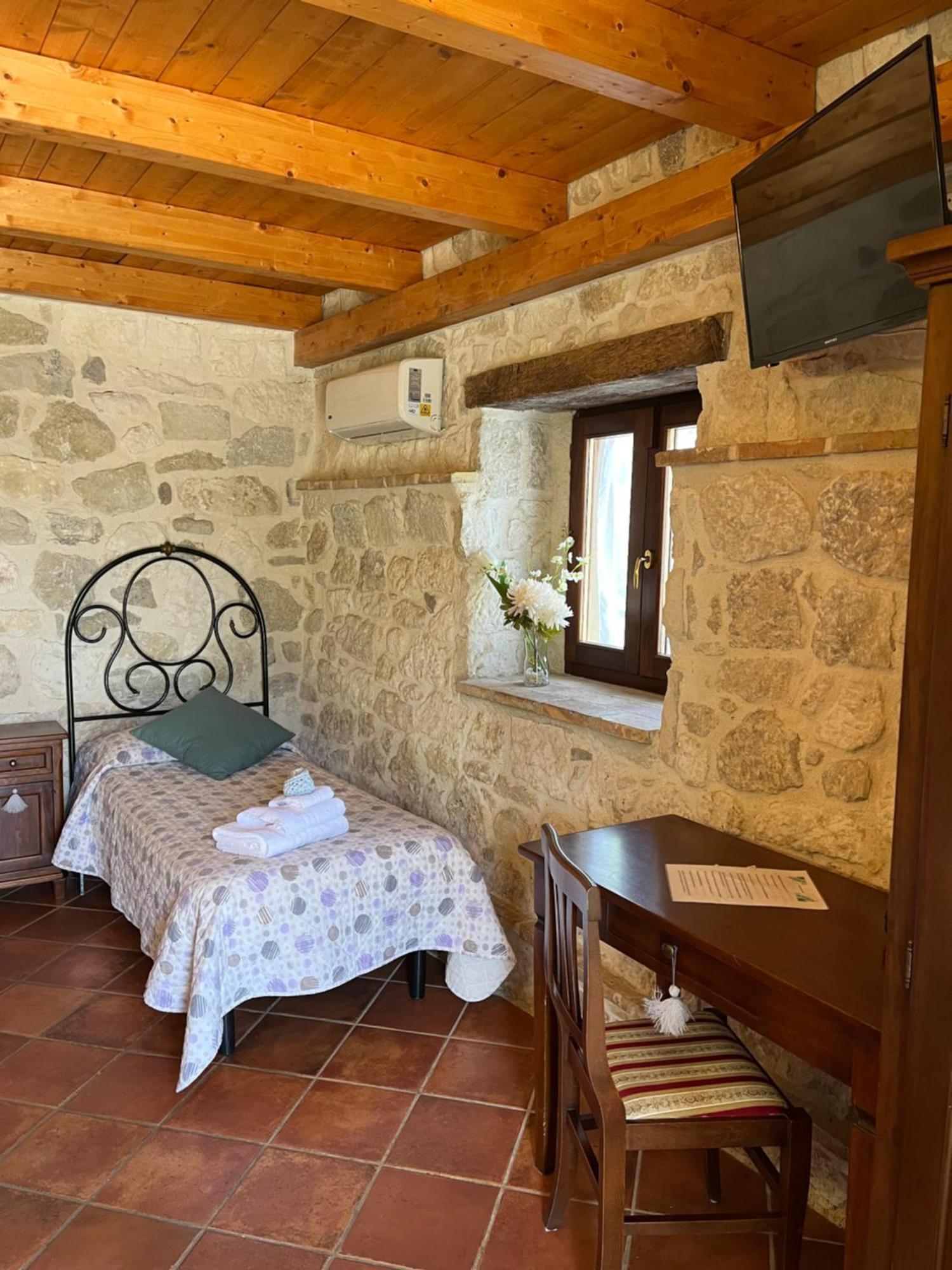Country House Antiche Dimore Abbateggio Exterior foto
