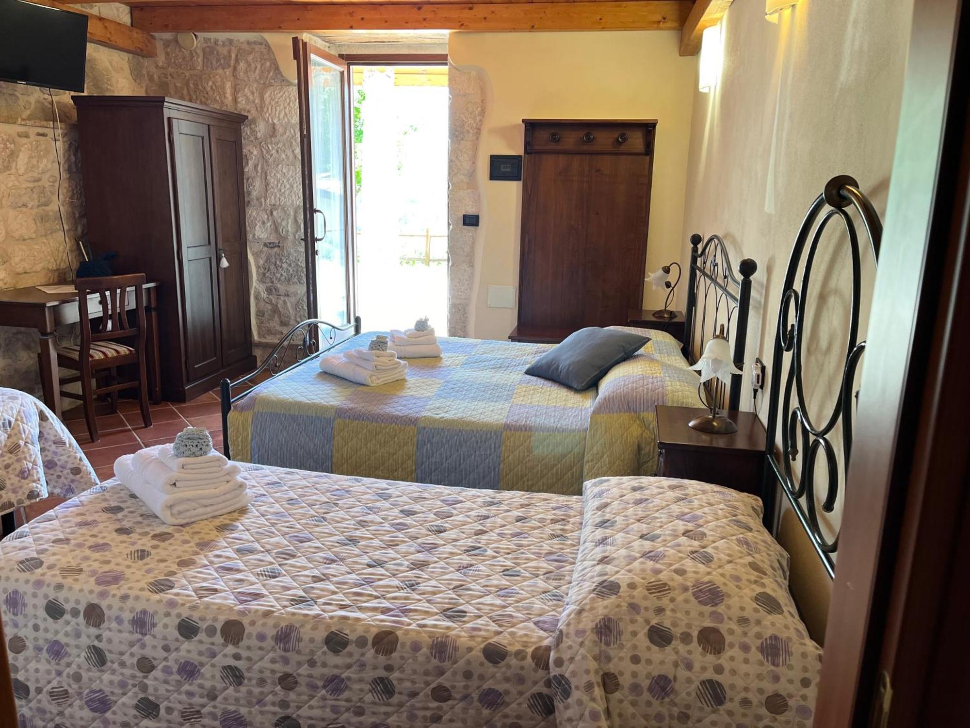 Country House Antiche Dimore Abbateggio Exterior foto